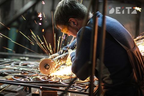 Что ждёт всех работающих в праздники, рассказали в Роструде