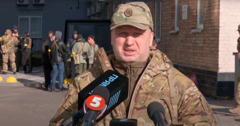 Украинские власти призывают "убивать русню в России"