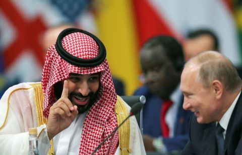 Куда гнать нефть и газ, решат во Владивостоке