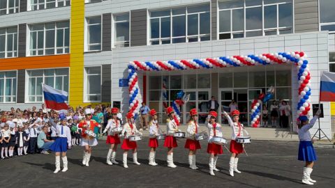 Новую школу на 600 мест открыли в Приморье