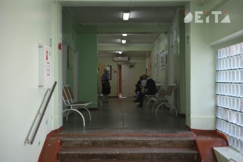 Находиться с родственниками в больницах придётся по новым правилам