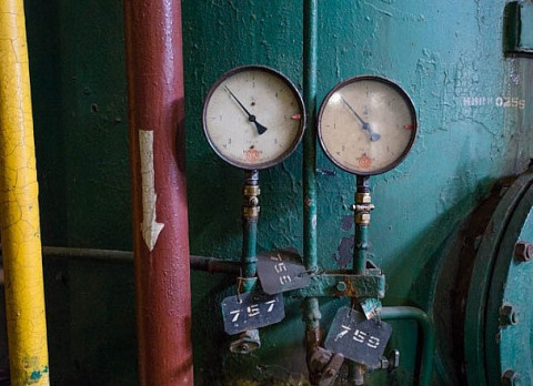 Эксперт пояснил, когда в майские праздники платить за коммунальные услуги