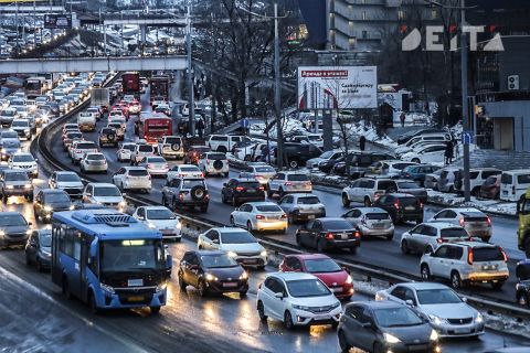 Юристы рассказали о скрытых рисках при покупке годовалого авто