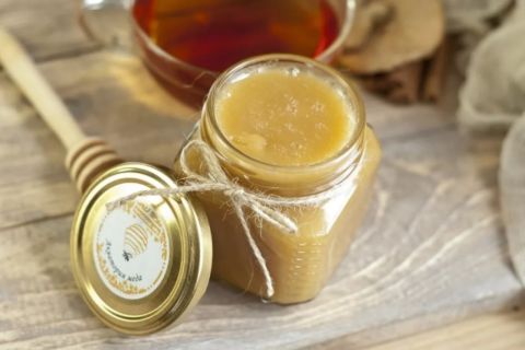 Роскачество обнаружило в сетевых магазинах «липовый» мед