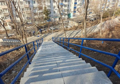 Ещё одну лестницу привели в порядок во Владивостоке