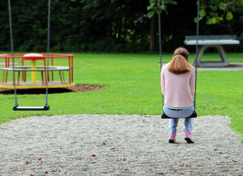 Россияне рассказали о домогательствах на работе