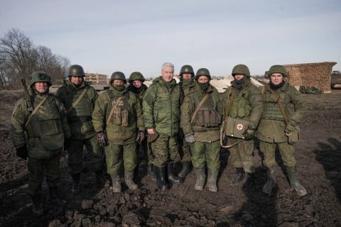 Собянин побывал на линии фронта в ЛНР