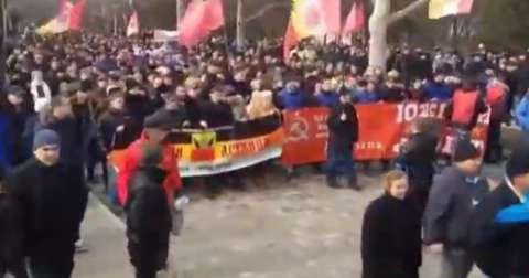 "Киеву позор": Одесса вышла на митинг против украинских властей