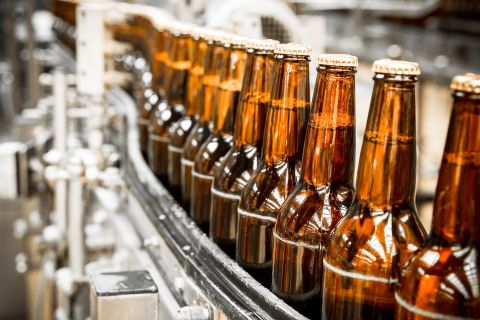 "Незнание или наглость?": новый алкогольный магазин возмутил приморцев