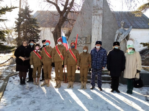 Юнармейцы почтили память неизвестного солдата в Приморье
