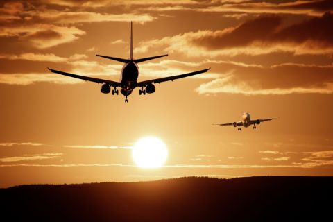 Авиакомпании обяжут компенсировать пассажирам отказ в полете при овербукинге
