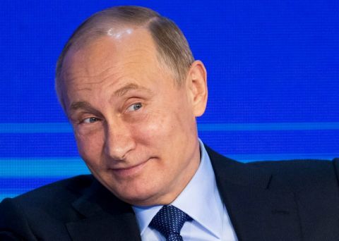 «Я был вынужден пить водку»: экс-премьер Израиля о встрече с Путиным