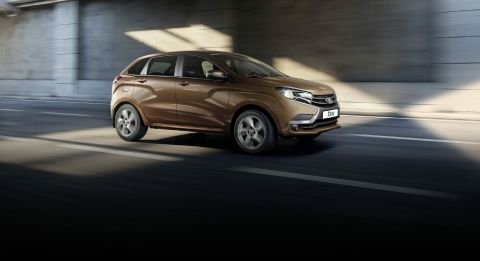 Серийное производство Lada Vesta NG возобновили в РФ