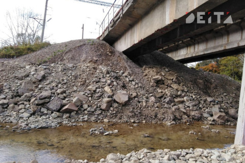 Кожемяко не нашел рабочих на стройке дороги