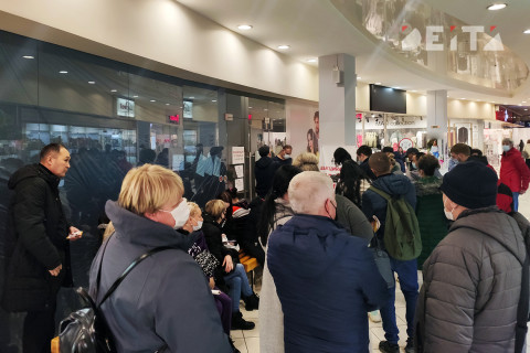 Допуск по QR-кодам ужесточают в Приморье