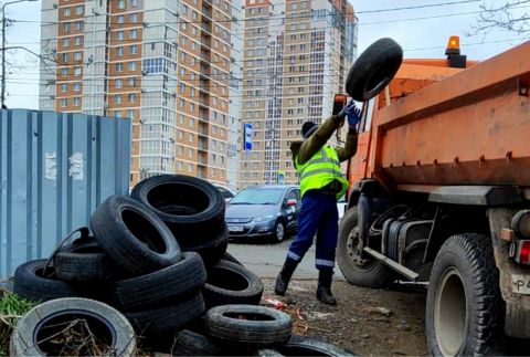 Старые покрышки покидают улицы Владивостока 