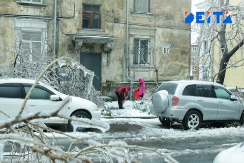 Более 100 нарушений выявила прокуратура в процессе ликвидации снега и наледи во Владивостоке