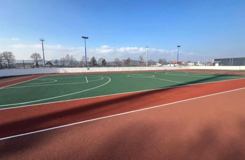 Реконструкция стадиона завершается на юге Приморья