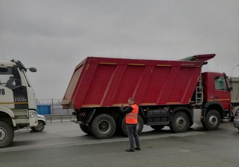 Камень в лобовое: акция проходит на дорогах Приморья