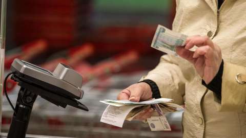 Western Union прекращает переводы по России