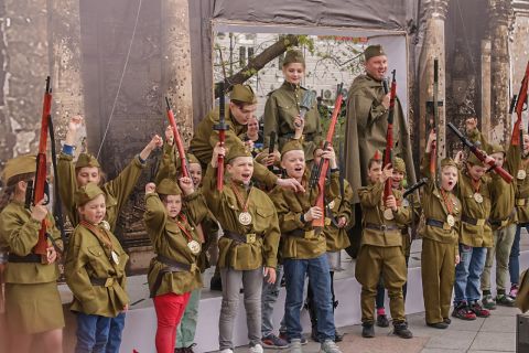 Россиян втягивают в мошеннические схемы под видом оформления соцвыплат ко Дню Победы