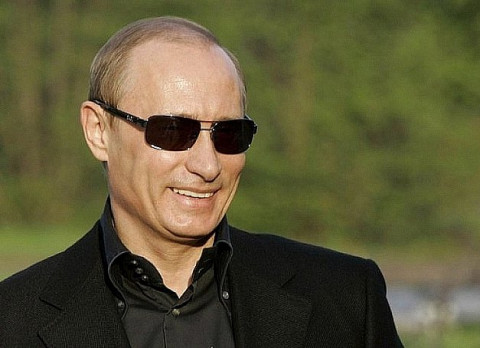Новую базу россиян поручил создать Путин