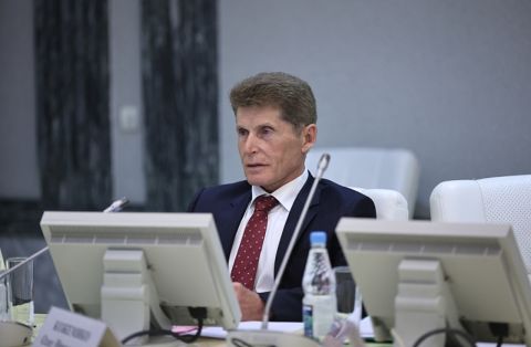 Новые векторы развития Приморья обсудили Кожемяко и Трутнев