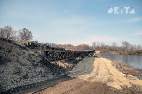 Почти 30 мостов разрушил тайфун в Приморье - видео