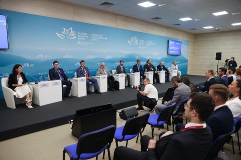 Развитие НКО обсудили на ВЭФ во Владивостоке