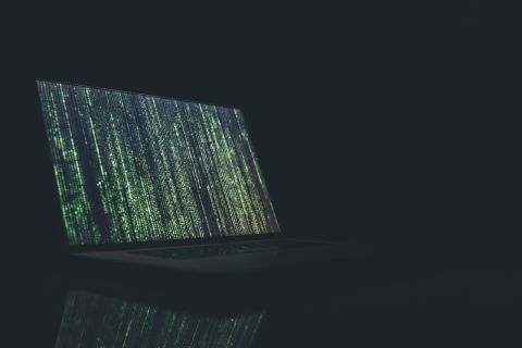 Мошенники в России маскируют вирусы под обновления известных сервисов