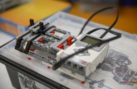 Приморские школьники приняли участие в «КвантоКаникулах»