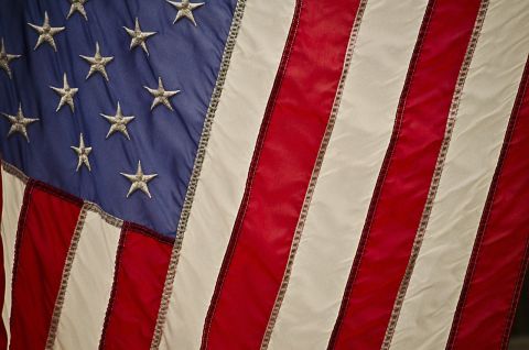США поставляет оружие Киеву, но бить по России не призывает – Белый дом