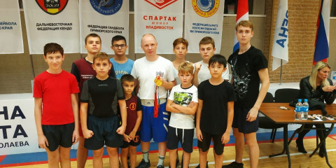 Олимпийский чемпион провел мастер-класс для приморских спортсменов