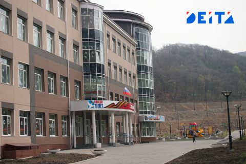 Не ходить в школу разрешили детям Владивостока