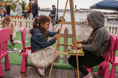 Новые выплаты на детей предложили ввести в России