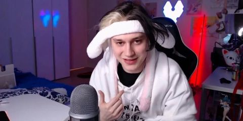 Блогера Некоглая депортируют за пародию на российского солдата