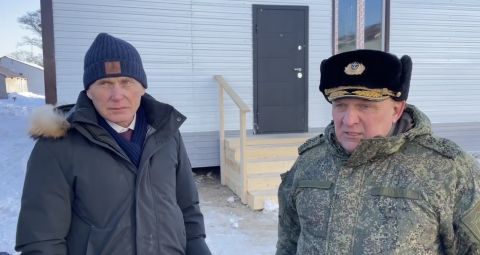 Кожемяко подарил военным баню и столовую