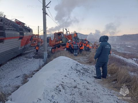 Участок Транссибирской магистрали восстановили после крушения грузового поезда в Забайкалье