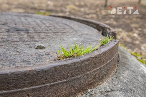 С конца зимы во Владивостоке не могут ликвидировать крупный канализационный порыв