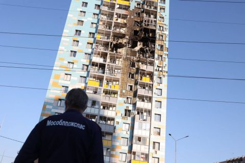Украинский дрон разбомбил 54 квартиры в Подмосковье