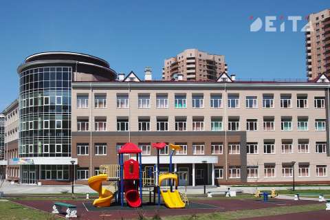 Снова удалёнка: школьники Владивостока теперь учатся из дома