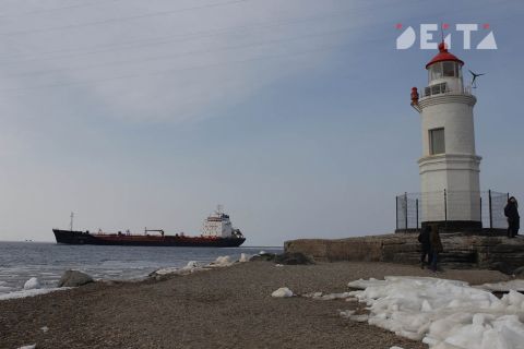 Рыбаков-нарушителей отслеживают во Владивостоке