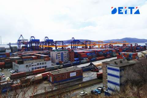 Российские моряки не могут попасть домой из-за санкций