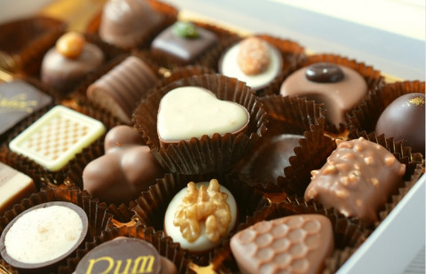 Кризис не сахар: кондитеры начали экономить на составе конфет