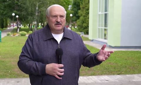 Лукашенко предложил жителям страны привыкнуть к мысли о смене президента