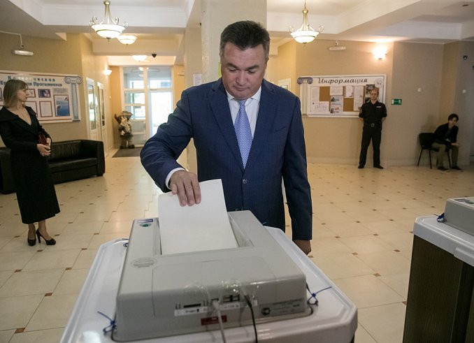 Стало известно, за сколько можно купить победу на выборах в России