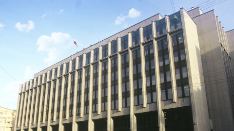 «163 – за, 1 – против»: сенаторы одобрили закон об электронных повестках
