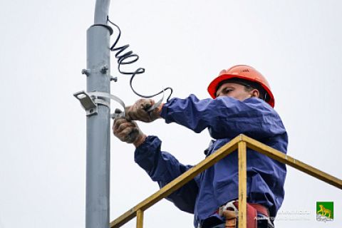 Новые опоры освещения: светлее и уютнее становится во Владивостоке