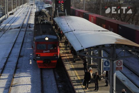 Владивосток спасают от транспортного коллапса электричками