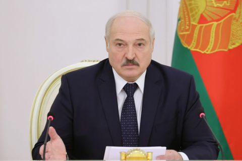 Лукашенко призвал НАТО и Украину не лезть, чтобы не получить удар «Орешником»